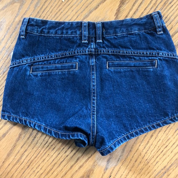 Free people denim shorts. size 26. - Picture 2 of 3